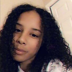 Meet your Posher, Kaylah